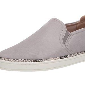 Naturalizer grey shoes